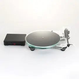 Rega PLANAR 8 Giradischi con Braccio RB880 Rega PLANAR 8 Giradischi con Braccio RB880