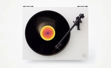 Rega PLANAR 2 Giradischi con Braccio e Testina Carbon Rega PLANAR 2 Giradischi con Braccio e Testina Carbon
